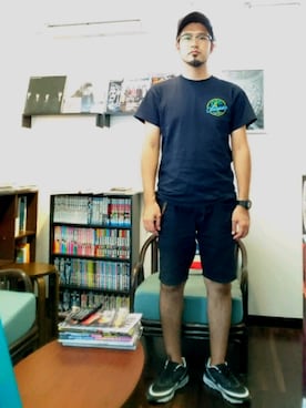 「アイテム（レコード、ブラック系）」を使った、yamashiro   さん（メンズ・175cm）の秋コーディネート