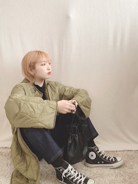 「CONVERSE（コンバース）のconverse コンバース ALL STAR HI オールスター ハイ 3206 BLACK(US)（スニーカー）」を使った、enaさん（レディース・155cm・20代）の冬コーディネート