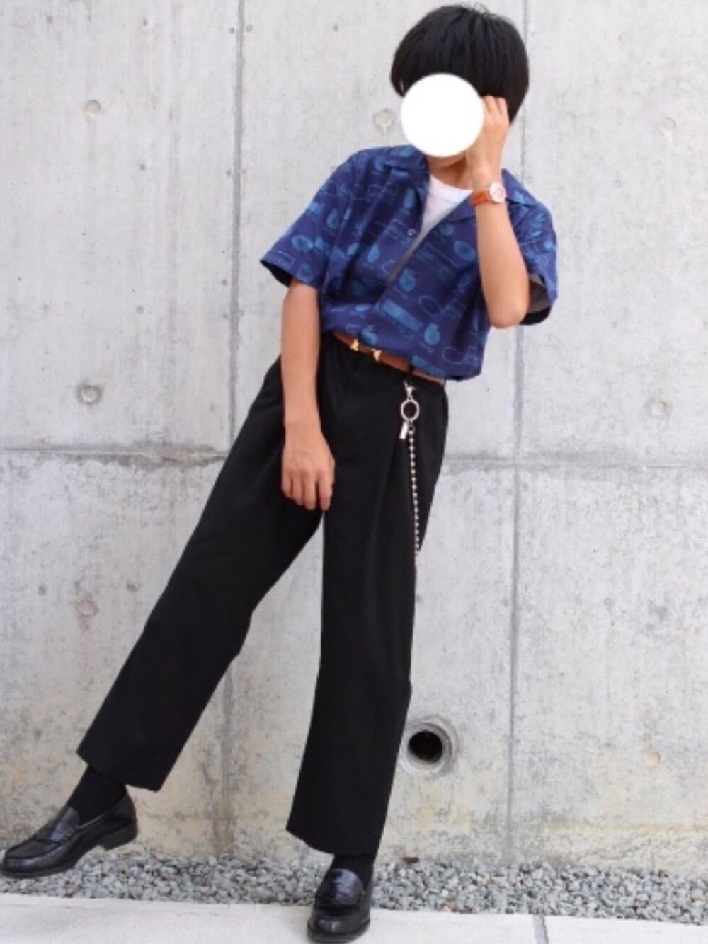 「夏セールで買いました、わしのがらがらこーで、柄シャツ、オープンカラーシャツ、LIDnM、ローファー、ウォレットチェーン、タックイン、ワイドパンツ、きれいめカジュアル」｜「TAKEO KIKUCHIの◆Blue Note Records(R)コラボ 総柄開襟シャツ（シャツ/ブラウス、ブルー系）」を使った、Fumiさん（メンズ・167cm）の夏コーディネートの1枚目の写真