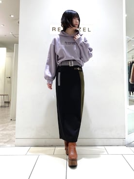 「パープル×黒」｜「アイテム（パーカー）」を使った、rihoさん（レディース・153cm）の秋コーディネート
