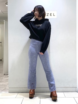「REDYAZEL（レディアゼル）のアイテム（パンツ）」を使った、rihoさん（レディース・153cm）の秋コーディネート