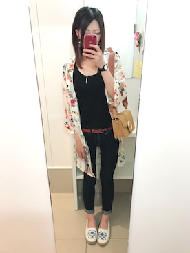 「イエローバッグ」｜「アイテム（スリッポン）」を使った、8610paruruさん（レディース・165cm）の春コーディネート