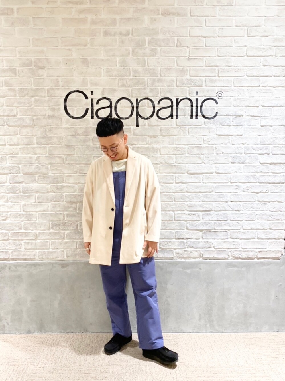 「スタッフセンバツ、パステルカラー、ciaopanic、チャオパニック、チャオパニック鹿児島、おしゃれさんと繋がりたい、ゆるコーデ、フォローミー、いいね、save、フォローお願いします🤑」｜「CIAOPANICの△▼【セットアップ着用可能アイテム】ワイドジャケット/コーケット（テーラードジャケット、ホワイト系）」を使った、takayaikedaさん（メンズ・167cm）の春コーディネートの1枚目の写真