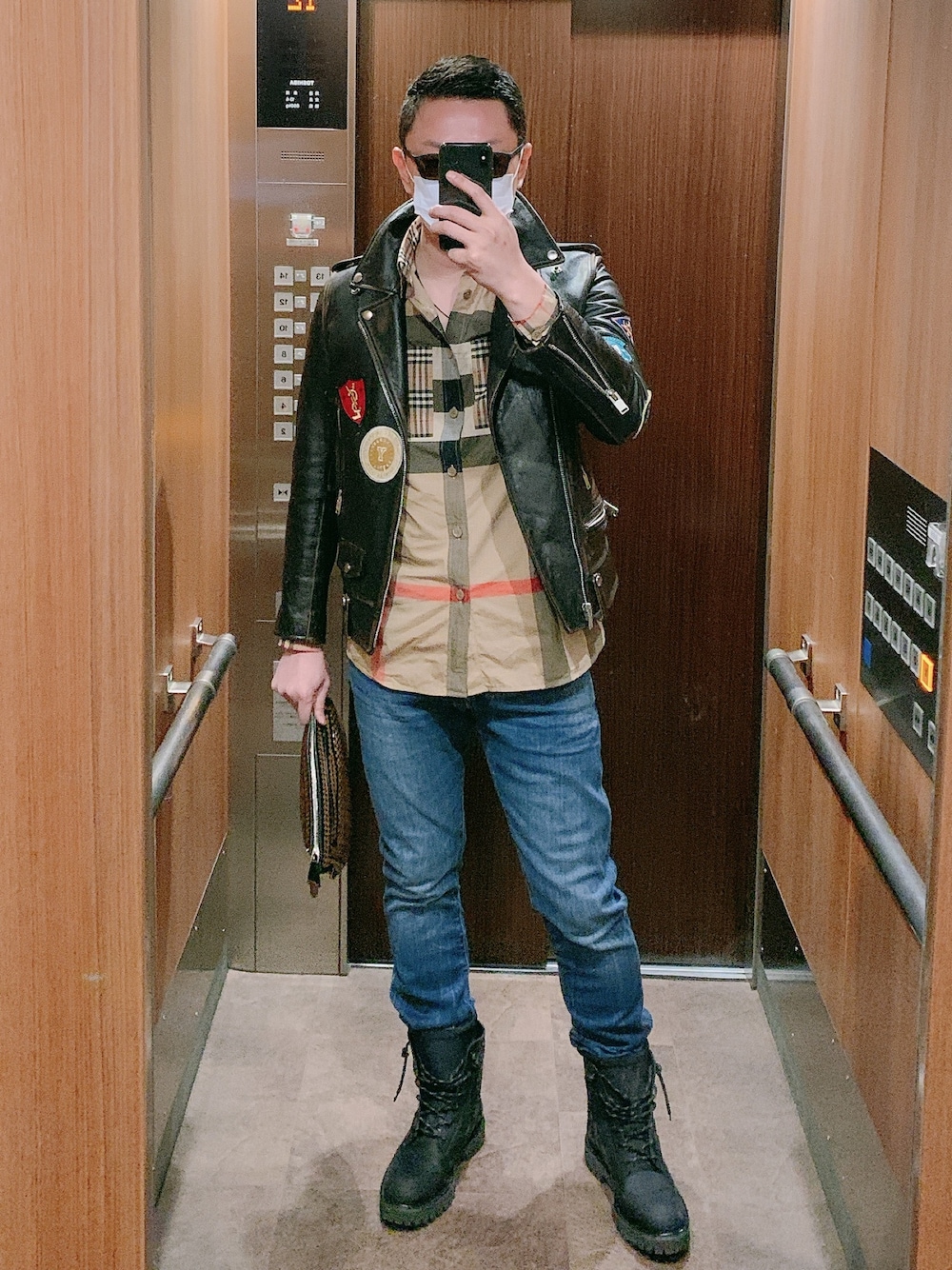 LOUIS VUITTONのブーツを使ったメンズ人気ファッションコーディネート