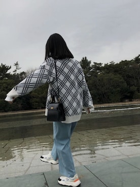 「gu」｜「アイテム（スラックス）」を使った、itsukiさん（レディース・168cm）の冬コーディネート