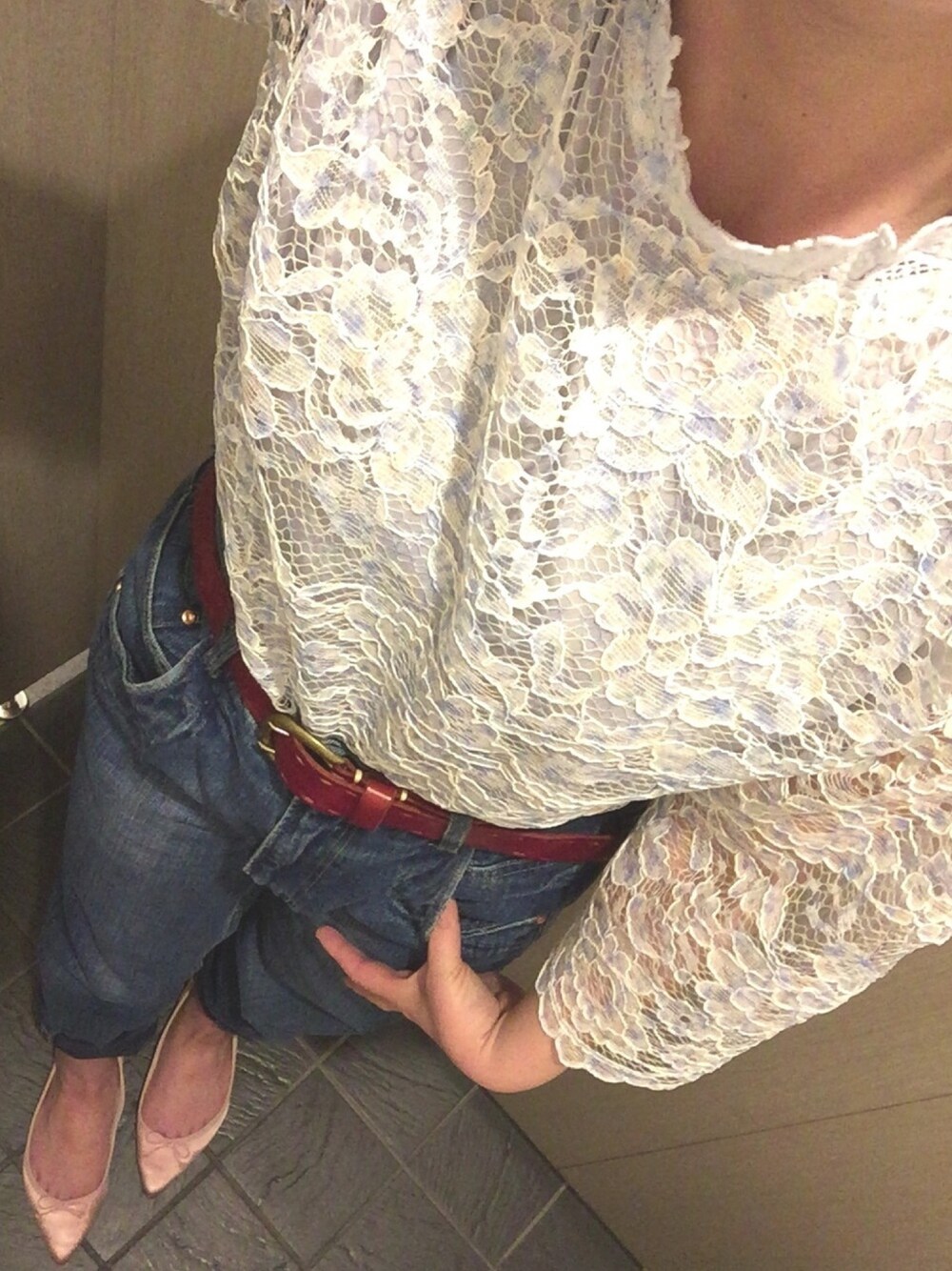 「カジュアルコーデ、ＧＷ、デニムパンツ」｜「cepoのレースハイネックプルオーバー（Tシャツ/カットソー、ブルー系）」を使った、wakapiさん（レディース・153cm）の春コーディネートの1枚目の写真