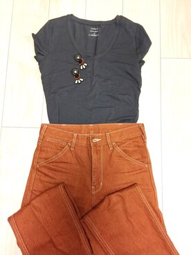 「Queue（クーキュー）のアイテム（アクセサリー）」を使った、ニモさんさん（レディース・165cm）の春コーディネート