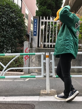 「AVIREX（アヴィレックス）のアイテム（ナイロンジャケット）」を使った、Chihiroさん（レディース・158cm）の秋コーディネート