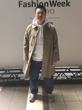 「markaware（マーカウェア）のアイテム（ステンカラーコート）」を使った、Osaka Umedaさん（メンズ・171cm）の春コーディネート