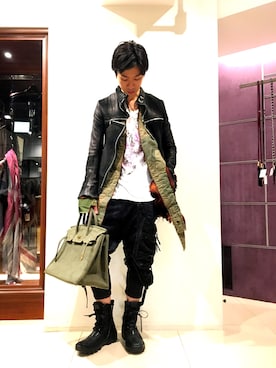 「KMRii（ケムリ）のアイテム（スニーカー）」を使った、izakazuさん（メンズ・178cm）の春コーディネート