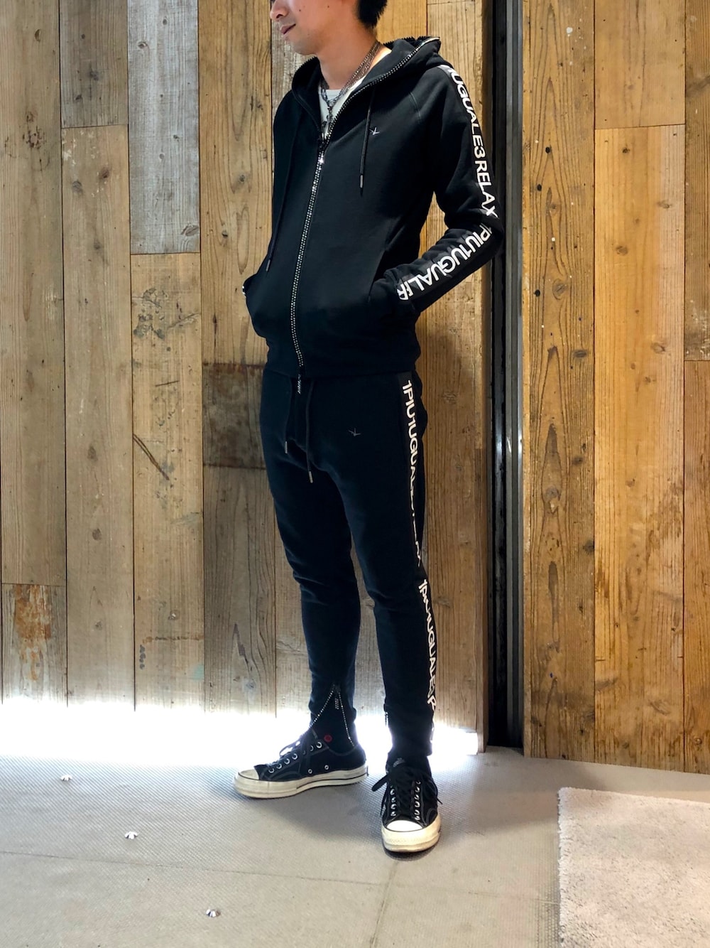 izakazu(ROYAL FLASH GINZA SIX店)｜1piu1uguale3 RELAXのその他パンツ