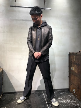 「ISAMU KATAYAMA BACKLASH（イサムカタヤマバックラッシュ）のアイテム（ライダースジャケット）」を使った、izakazuさん（メンズ・178cm）の秋コーディネート