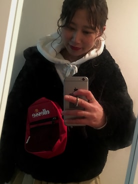 「ellesse（エレッセ）のWEGO/ellesse ショルダーポーチ（ショルダーバッグ、レッド系）」を使った、sayakaさん（レディース・152cm）の冬コーディネート