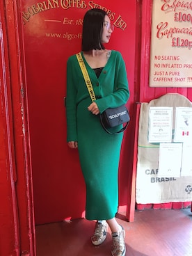 「off white（オフホワイト）のアイテム（ハンドバッグ）」を使った、Ravenさん（レディース・170cm）の夏コーディネート