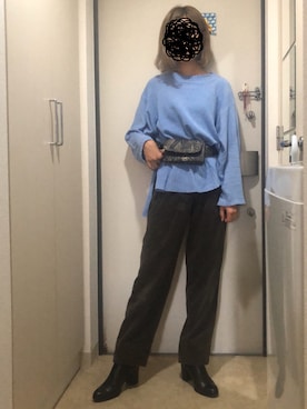 ニット セーターを使った 水色 茶色 の人気ファッションコーディネート Wear