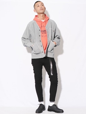 「アイテム（その他シューズ、ブルー系）」を使った、COMME CA ISM STAFFさん（メンズ・187cm）の春コーディネート