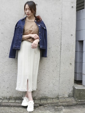 「ONIGIRI（オニギリ）のアイテム（スニーカー）」を使った、COMME CA ISM STAFFさん（レディース・164cm）の秋コーディネート