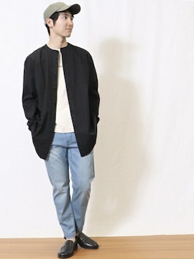 「COMME　CA COMMUNE（コムサコミューン）のアイテム（シューズ）」を使った、COMME CA ISM STAFFさん（メンズ・173cm）の春コーディネート