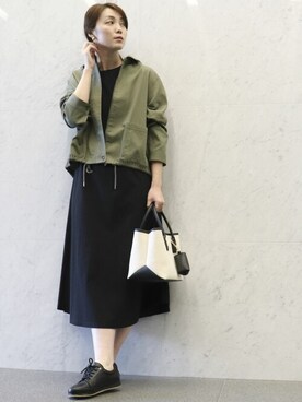 「ONIGIRI（オニギリ）のアイテム（ブルゾン）」を使った、COMME CA ISM STAFFさん（レディース・168cm）の春コーディネート