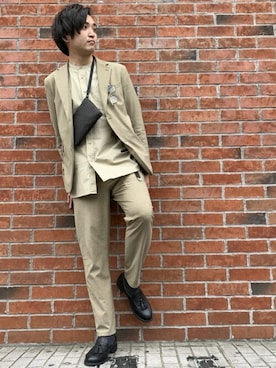 「COMME　CA COMMUNE（コムサコミューン）のアイテム（テーラードジャケット）」を使った、COMME CA ISM STAFFさん（メンズ・183cm）の春コーディネート