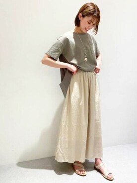 「ONIGIRI（オニギリ）のアイテム（サンダル）」を使った、COMME CA ISM STAFFさん（レディース・160cm）の春コーディネート