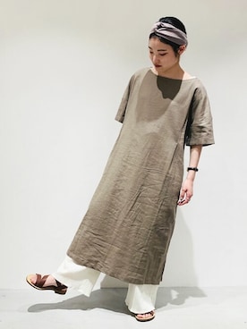 「ONIGIRI（オニギリ）のアイテム（サンダル）」を使った、COMME CA ISM STAFFさん（レディース・151cm）の春コーディネート