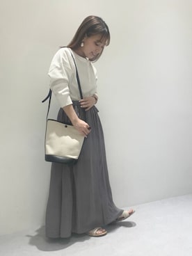 「ONIGIRI（オニギリ）のアイテム（サンダル）」を使った、COMME CA ISM STAFFさん（レディース・148cm）の春コーディネート