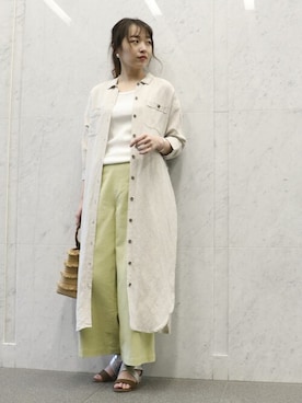 「ONIGIRI（オニギリ）のアイテム（タンクトップ）」を使った、COMME CA ISM STAFFさん（レディース・164cm）の春コーディネート