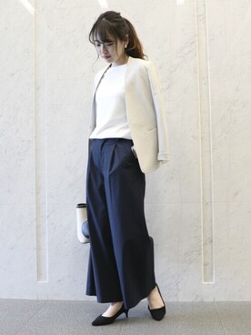 「COMME CA ISM（コムサイズム）のアイテム（ノーカラージャケット）」を使った、COMME CA ISM STAFFさん（レディース・164cm）の春コーディネート