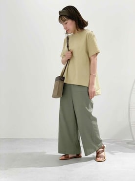 「ONIGIRI（オニギリ）のアイテム（サンダル）」を使った、COMME CA ISM STAFFさん（レディース・153cm）の夏コーディネート