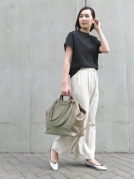 「ベーシックカラー」｜COMME CA ISM STAFFさん（レディース・163cm）の夏コーディネート
