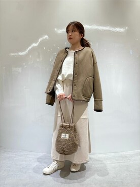 「ONIGIRI（オニギリ）のアイテム（スニーカー）」を使った、COMME CA ISM STAFFさん（レディース・154cm）の秋コーディネート