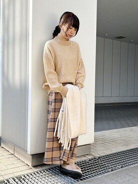 「ONIGIRI（オニギリ）のアイテム」を使った、COMME CA ISM STAFFさん（レディース・157cm）の冬コーディネート