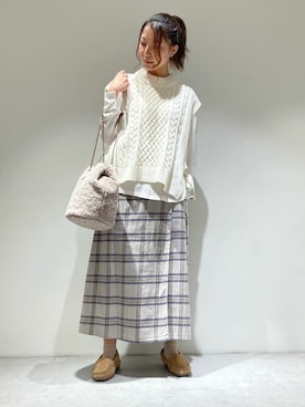 「ONIGIRI（オニギリ）のアイテム」を使った、COMME CA ISM STAFFさん（レディース・161cm）の冬コーディネート