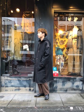 「LEMAIRE（ルメール）のアイテム（その他アウター）」を使った、shogoさん（メンズ・176cm）の秋コーディネート