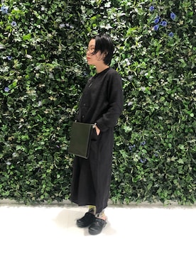「ノーカラーシャツ」｜「アイテム（スリッポン）」を使った、katanoさん（レディース・151cm）の秋コーディネート