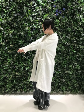 「サテンパンツ」｜「アイテム（スリッポン）」を使った、katanoさん（レディース・151cm）の冬コーディネート