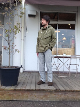 「OMNIGOD（オムニゴッド）のアイテム（パンツ）」を使った、D_MALL児島さん（メンズ・173cm）の冬コーディネート