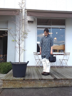 「ドミンゴ」｜「アイテム（シャツワンピース）」を使った、D_MALL児島さん（レディース・163cm）の春コーディネート