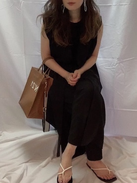 「N°21（ヌメロ ヴェントゥーノ）のアイテム（バッグ）」を使った、87nskwさん（レディース・160cm）の秋コーディネート