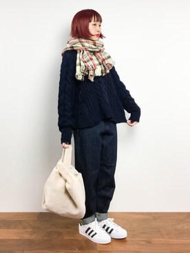 「あけおめ」｜「アイテム（パンツ）」を使った、チョコビさん（レディース・154cm）の冬コーディネート