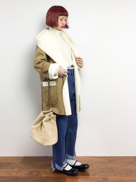 「切りっぱなしデニム」｜「アイテム（ダッフルコート）」を使った、チョコビさん（レディース・154cm）の冬コーディネート
