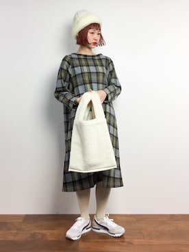 「chambre de charme（シャンブルドゥシャーム）のアイテム（ワンピース）」を使った、チョコビさん（レディース・154cm）の冬コーディネート