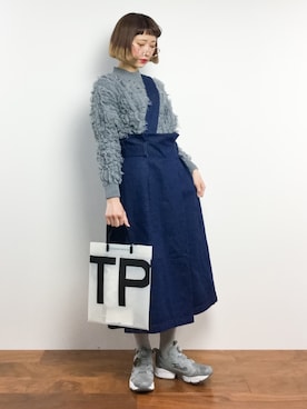 「chambre de charme（シャンブルドゥシャーム）のアイテム（スカート）」を使った、チョコビさん（レディース・154cm）の冬コーディネート
