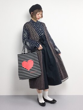 「靴下チラ見せ」｜「アイテム（その他アウター）」を使った、チョコビさん（レディース・154cm）の春コーディネート