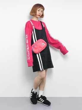 「CHUMS（チャムス）のアイテム（ショルダーバッグ）」を使った、チョコビさん（レディース・154cm）の春コーディネート