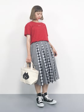 「赤Tシャツ」｜チョコビさん（レディース・154cm）の夏コーディネート