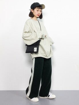 「unrelaxing（アンリラクシング）のアイテム（スウェット）」を使った、チョコビさん（レディース・154cm）の秋コーディネート