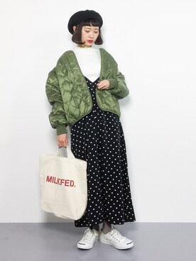 「フリルネック」｜「アイテム（ブルゾン）」を使った、チョコビさん（レディース・154cm）の冬コーディネート