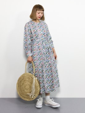 「JEANASIS（ジーナシス）のアイテム（かごバッグ）」を使った、チョコビさん（レディース・154cm）の春コーディネート